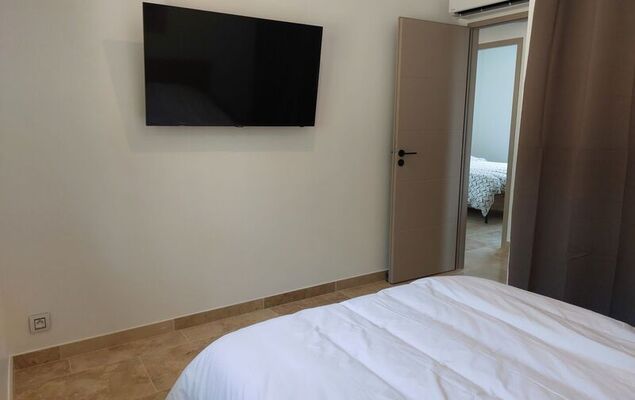 Lou Pantaia - Photo 24